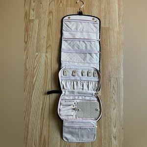 Foldable TRAVEL Jewelry Case Hanger